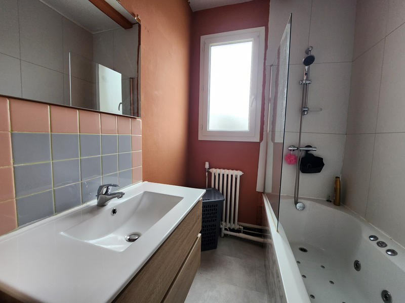 Maison - 133 m² - 7 pièces