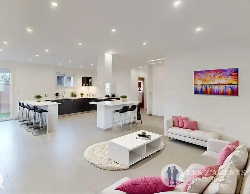 Appartement - 100 m² - 4 pièces