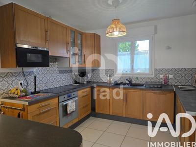 Maison - 77 m² - 4 pièces