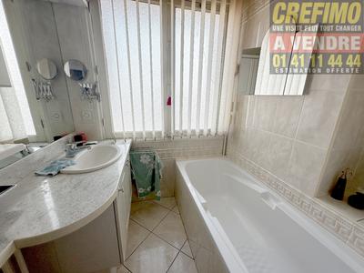 Appartement - 76 m² - 4 pièces