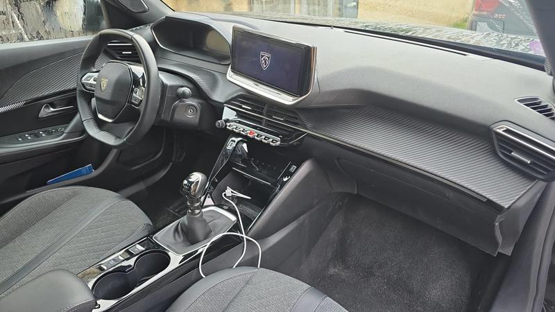 Peugeot 2008 II 1.2 Puretech 100 Allure