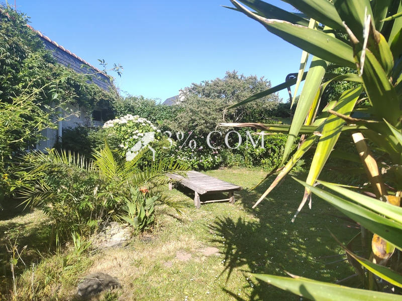 Maison - 290 m² - 9 pièces