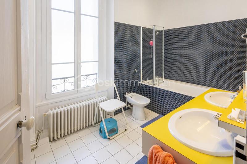 Maison d'architecte - 272 m² - 11 pièces