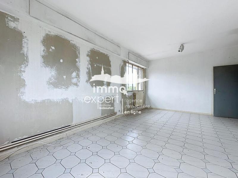 Local d'activité / Entrepôt - 694 m² - 5 pièces