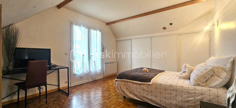 Maison - 120 m² - 6 pièces