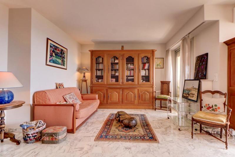 Appartement - 90 m² - 3 pièces