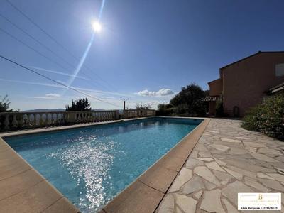 Villa - 194 m² - 5 pièces