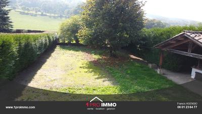 Maison - 252 m² - 9 pièces