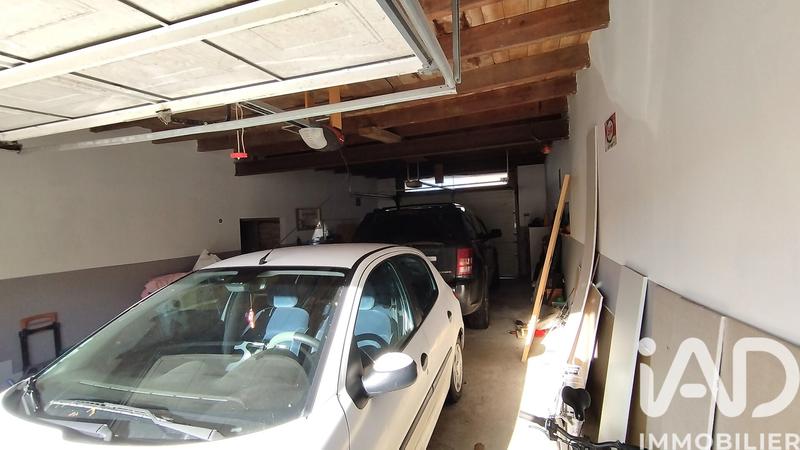 Maison - 222 m² - 7 pièces