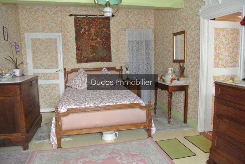 Maison - 210 m² - 9 pièces