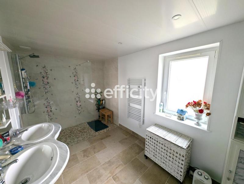 Maison - 125 m² - 5 pièces