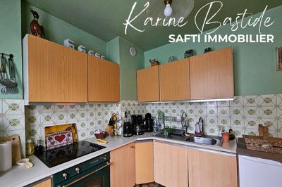 Maison - 140 m² - 14 pièces