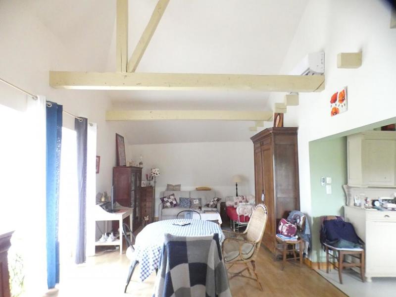 Maison - 245 m² - 10 pièces