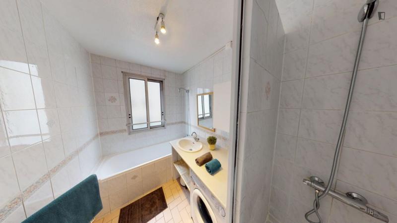 Chambre - 12 m² - 4 pièces