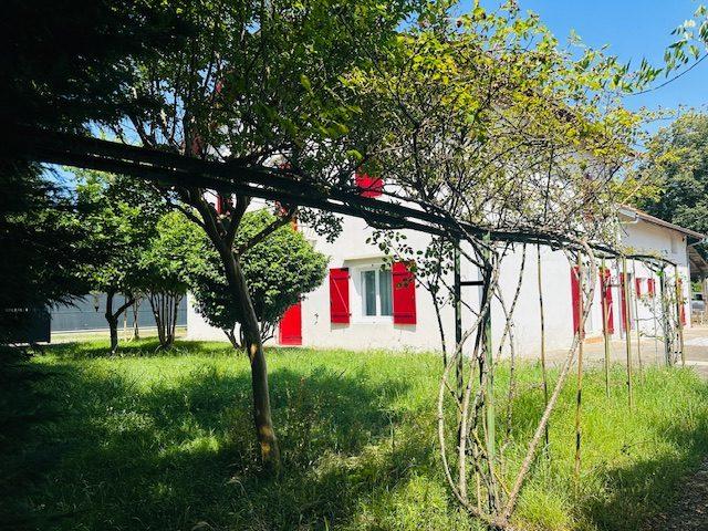 Maison ancienne - 287 m² - 10 pièces