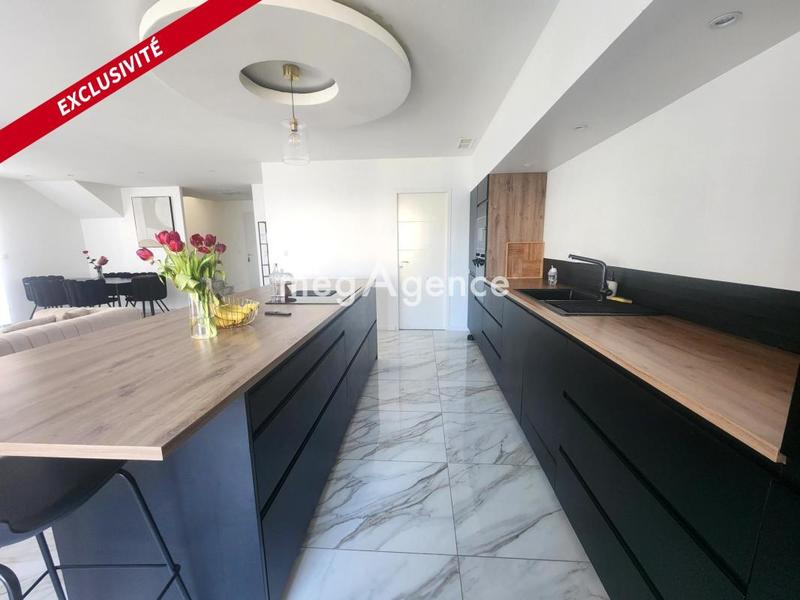 Maison - 120 m² - 5 pièces