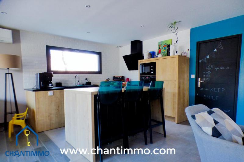 Maison - 186 m² - 8 pièces