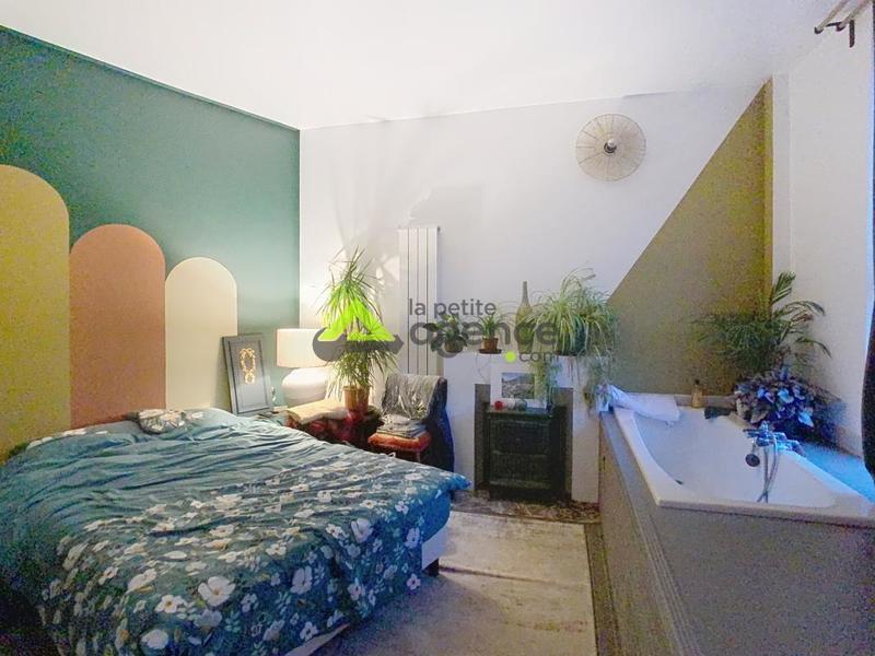 Maison de maîtres - 266 m² - 9 pièces