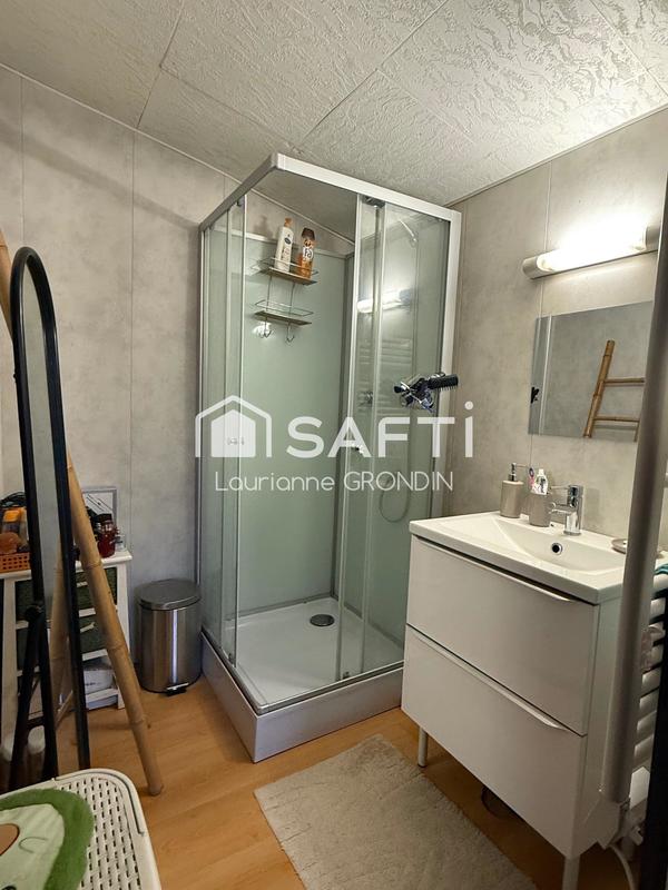 Maison - 170 m² - 8 pièces