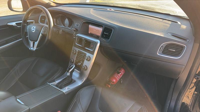Volvo V60 2.0 D2 120 Geartronic 6 Kinetic Business