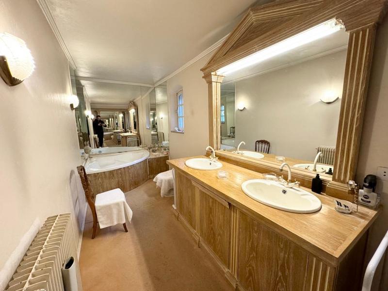 Villa - 200 m² - 6 pièces