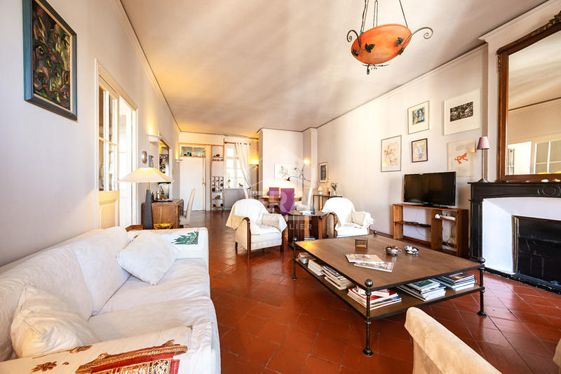 Appartement - 140 m² - 6 pièces