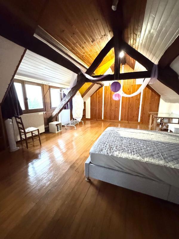 Maison - 138 m² - 7 pièces