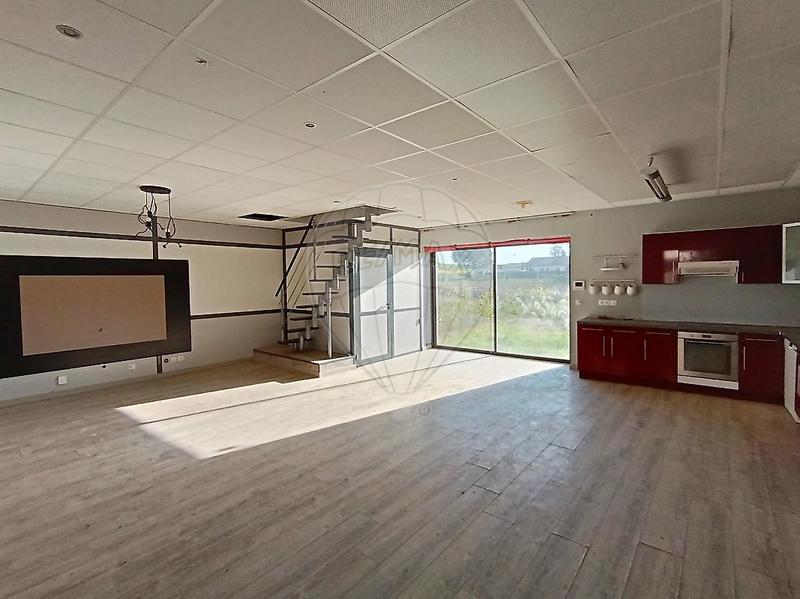 Maison - 137 m² - 5 pièces