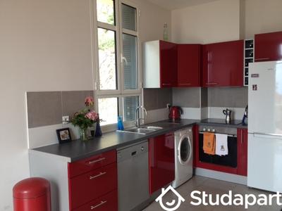 Chambre - 15 m² - 1 pièce