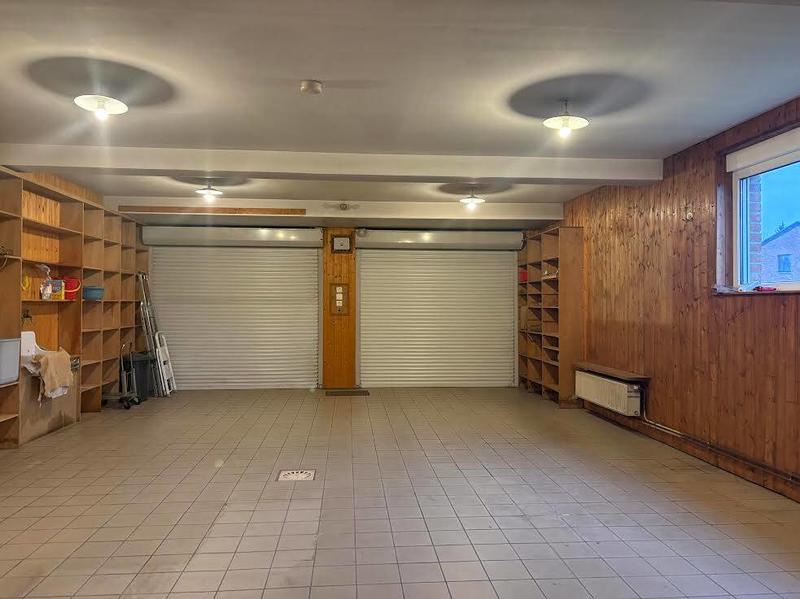 Maison - 185 m² - 8 pièces