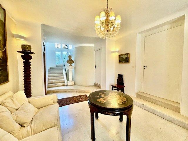 Maison bourgeoise - 300 m² - 5 pièces