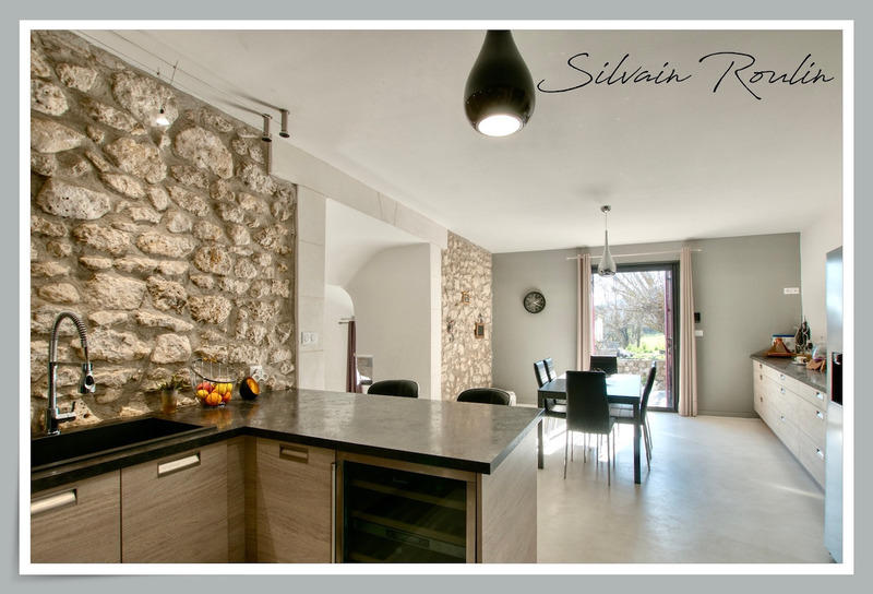 Maison - 282 m² - 8 pièces