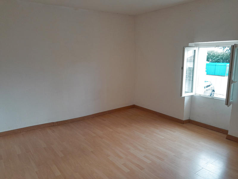 Maison - 84 m² - 3 pièces