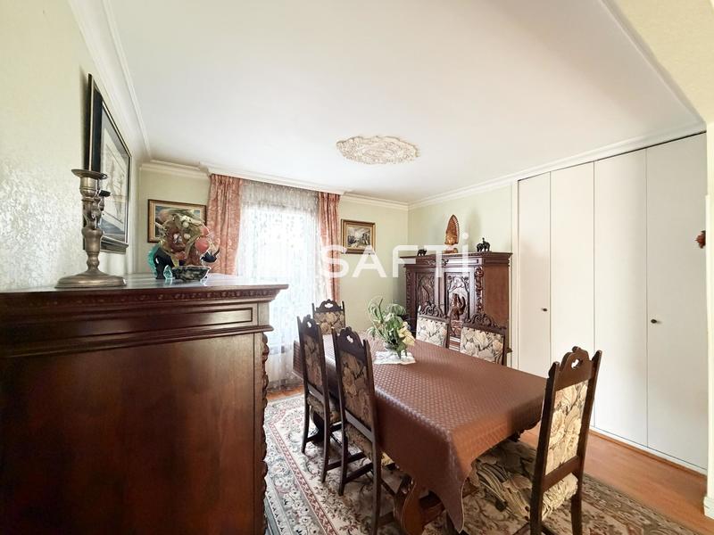 Appartement - 100 m² - 4 pièces