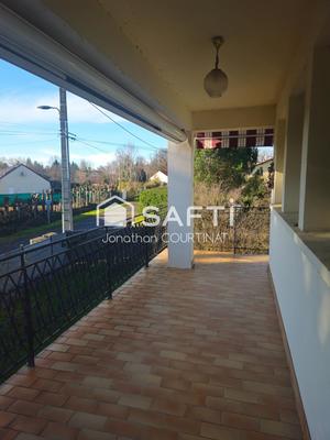 Maison - 160 m² - 8 pièces