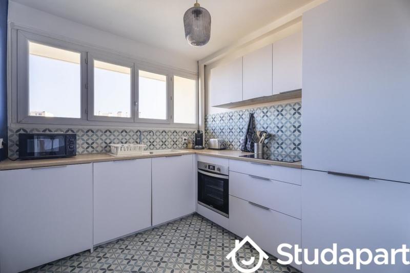 Chambre - 13 m² - 1 pièce