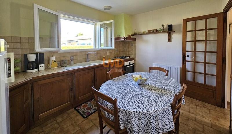 Maison - 140 m² - 5 pièces