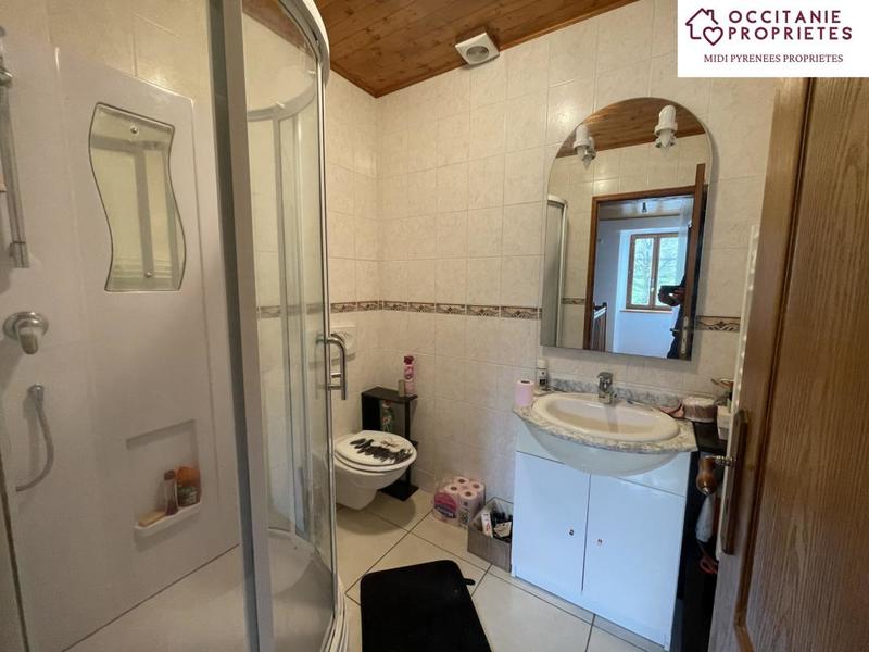 Maison - 200 m² - 9 pièces