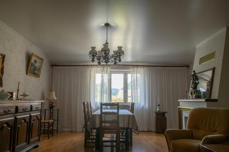 Maison de village - 273 m² - 8 pièces