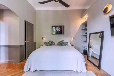 Appartement - 158 m² - 5 pièces