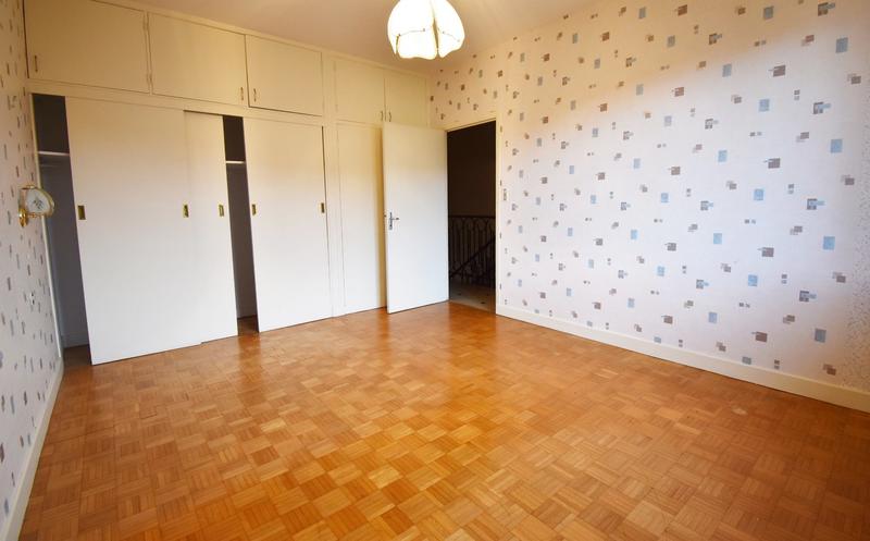 Maison - 137 m² - 5 pièces