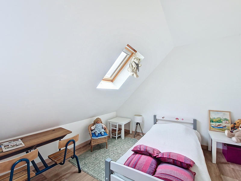 Maison - 93 m² - 4 pièces