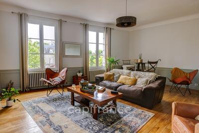 Appartement bourgeois - 130 m² - 4 pièces