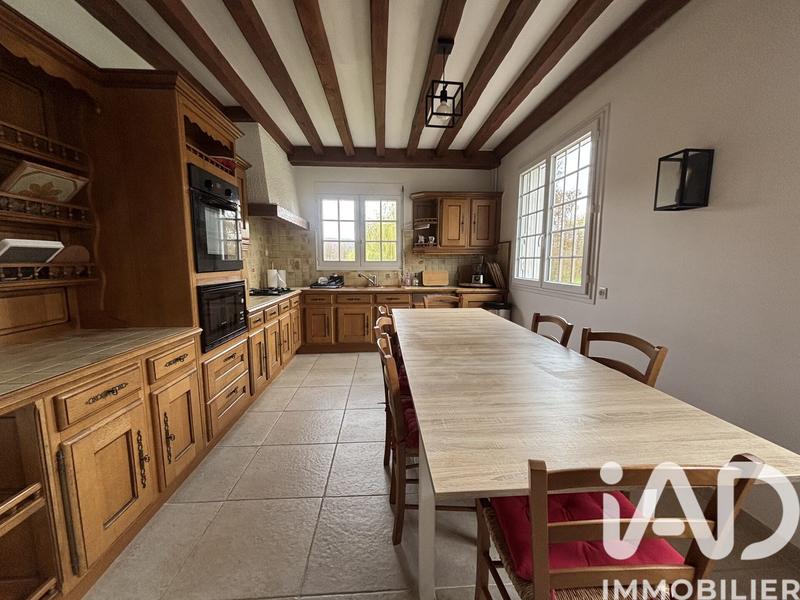 Maison - 338 m² - 11 pièces