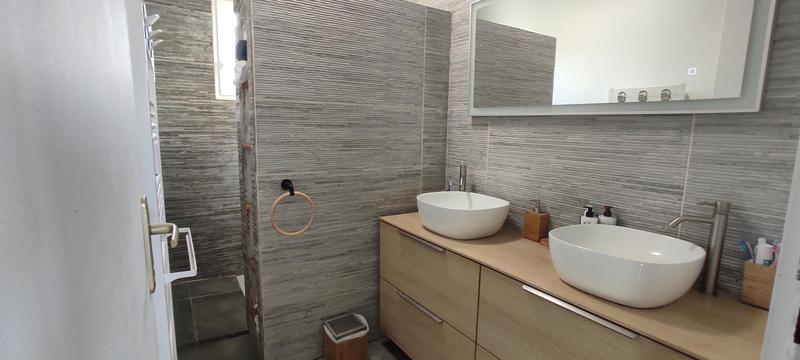 Maison - 93 m² - 5 pièces