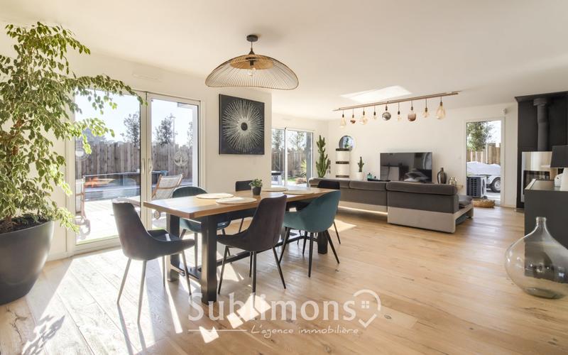 Maison - 160 m² - 7 pièces