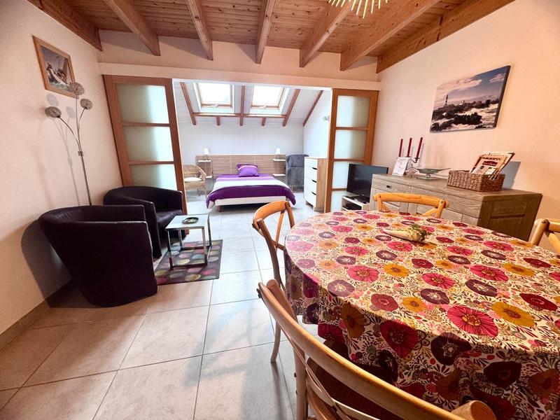 Maison - 98 m² - 8 pièces