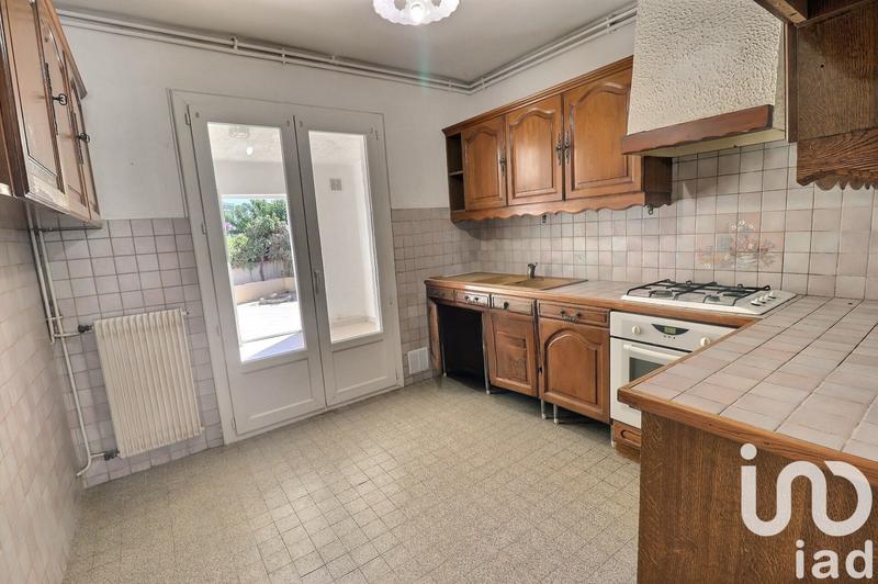 Maison - 92 m² - 5 pièces