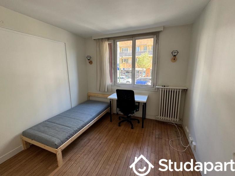 Chambre - 9 m² - 1 pièce