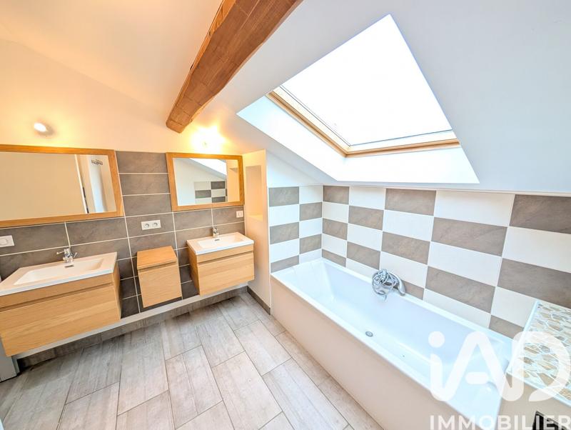 Maison - 155 m² - 5 pièces